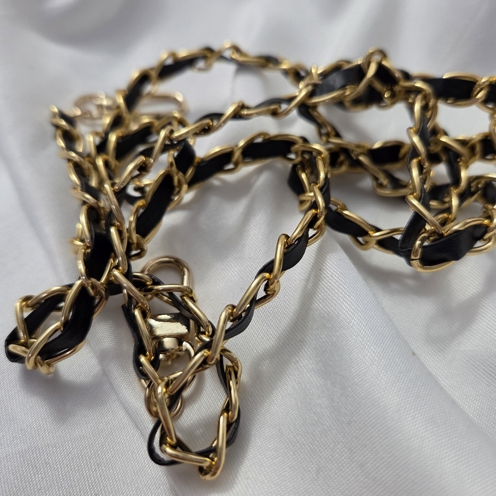 Crossbody Handbag Chain Strap Black and Gold